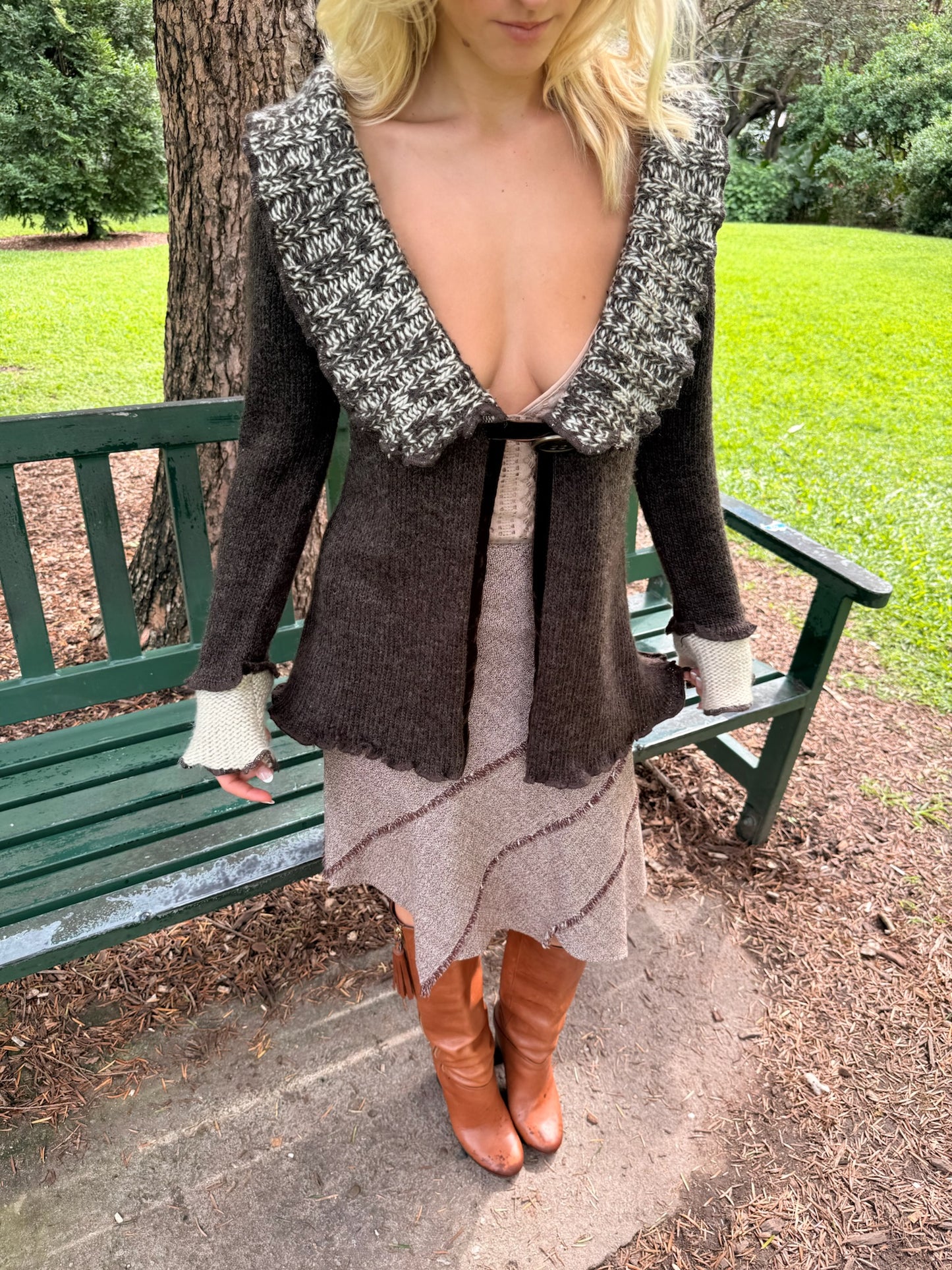 Vintage Caro Fellini Brown Cardigan | Y2K Knit Sweater