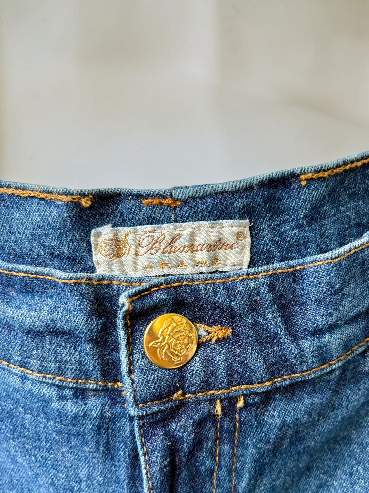 Vintage Blumarine Jeans strawberry embroidered denim front