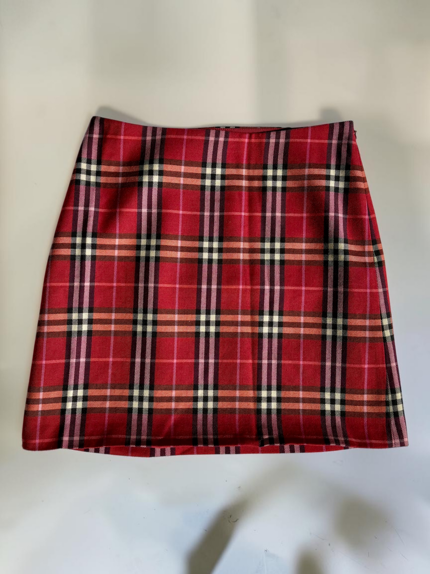 Vintage Burberry Blue Label red plaid mini skirt detail