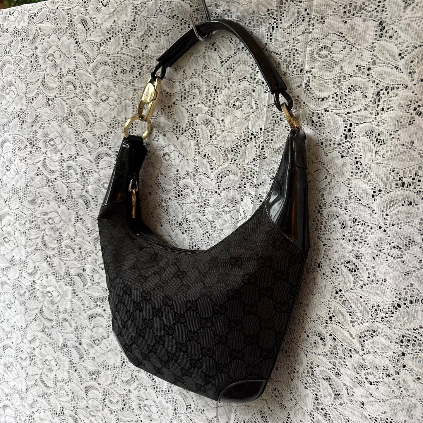 Vintage Gucci GG Logo Shoulder Bag | Designer Handbag