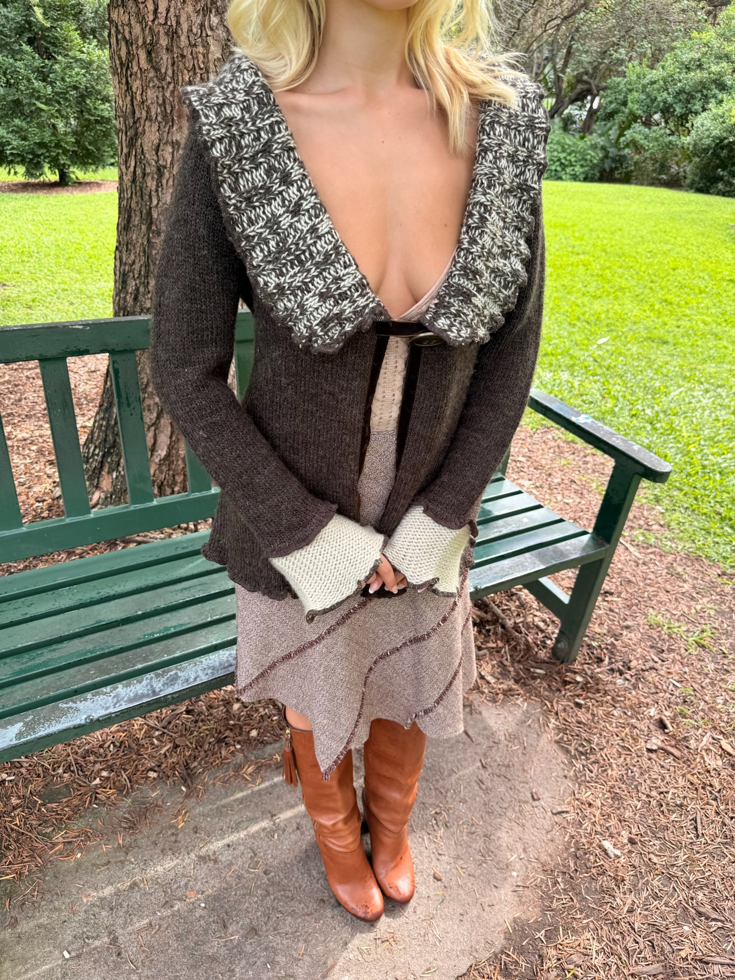 Vintage Caro Fellini Brown Cardigan | Y2K Knit Sweater