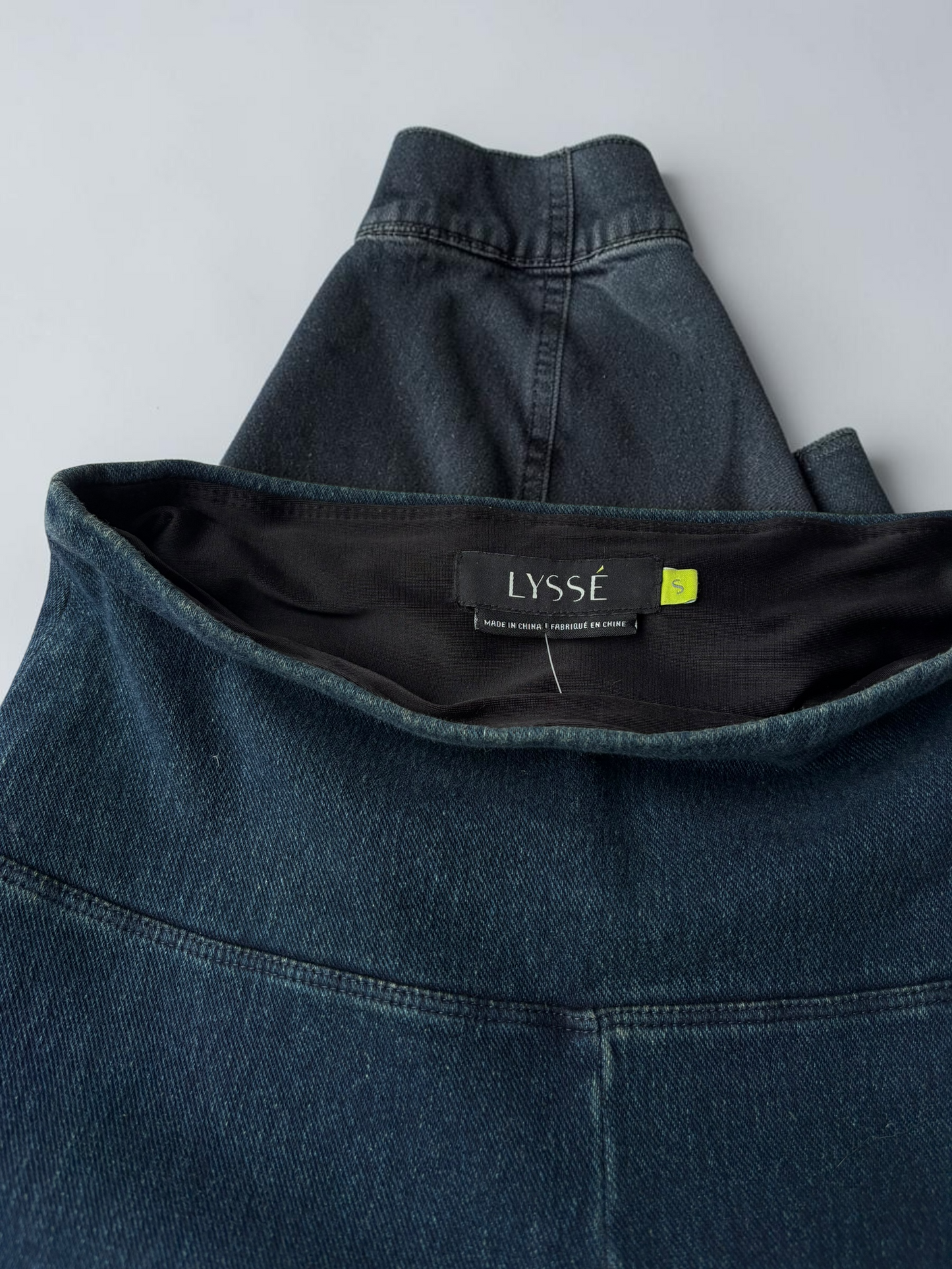 Vintage Lysse Denim Capri Jeans | Y2K Cropped Denim