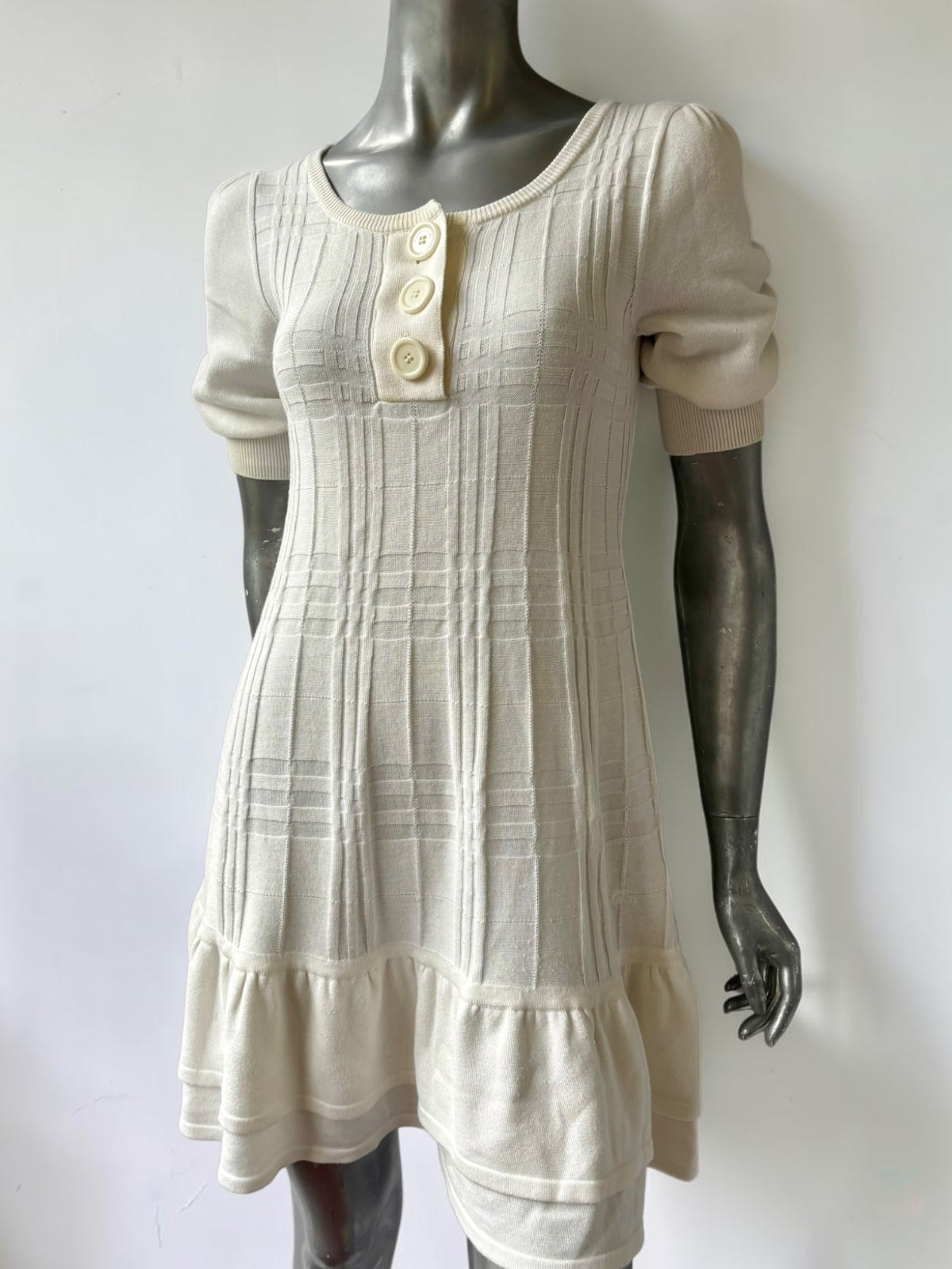 Vintage Burberry London cream knit shift dress detail