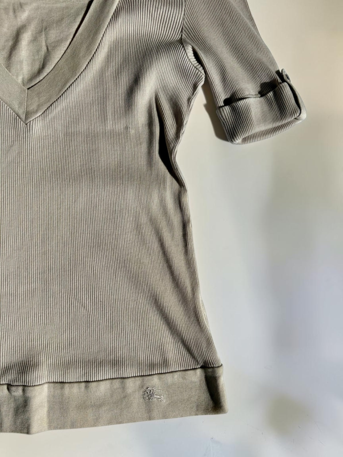 Vintage Burberry London cream knit top sleeve